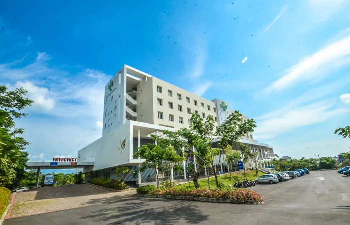 RS. Harapan Keluarga building